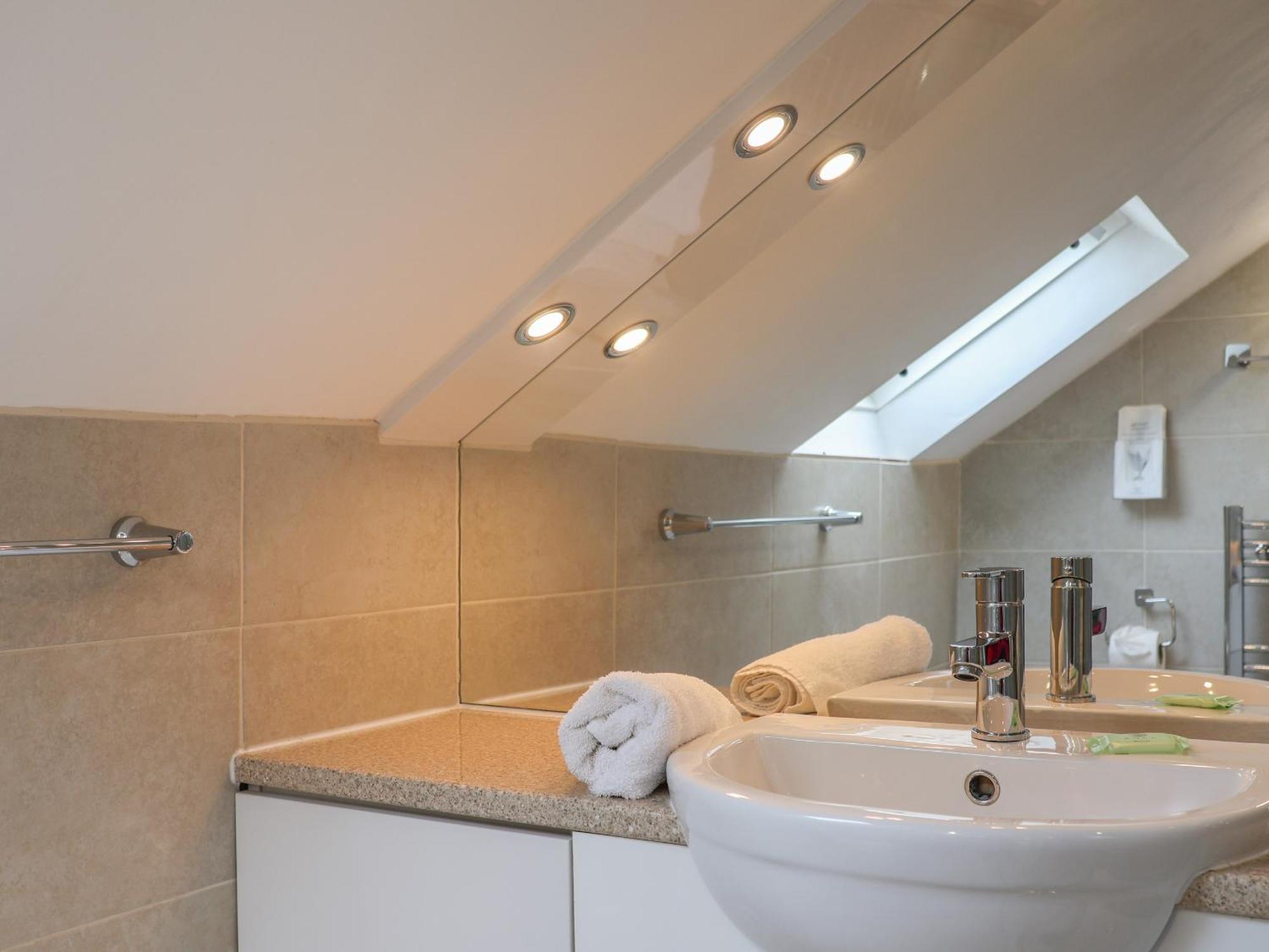 Sunnyvale House Villa Whitby Bagian luar foto